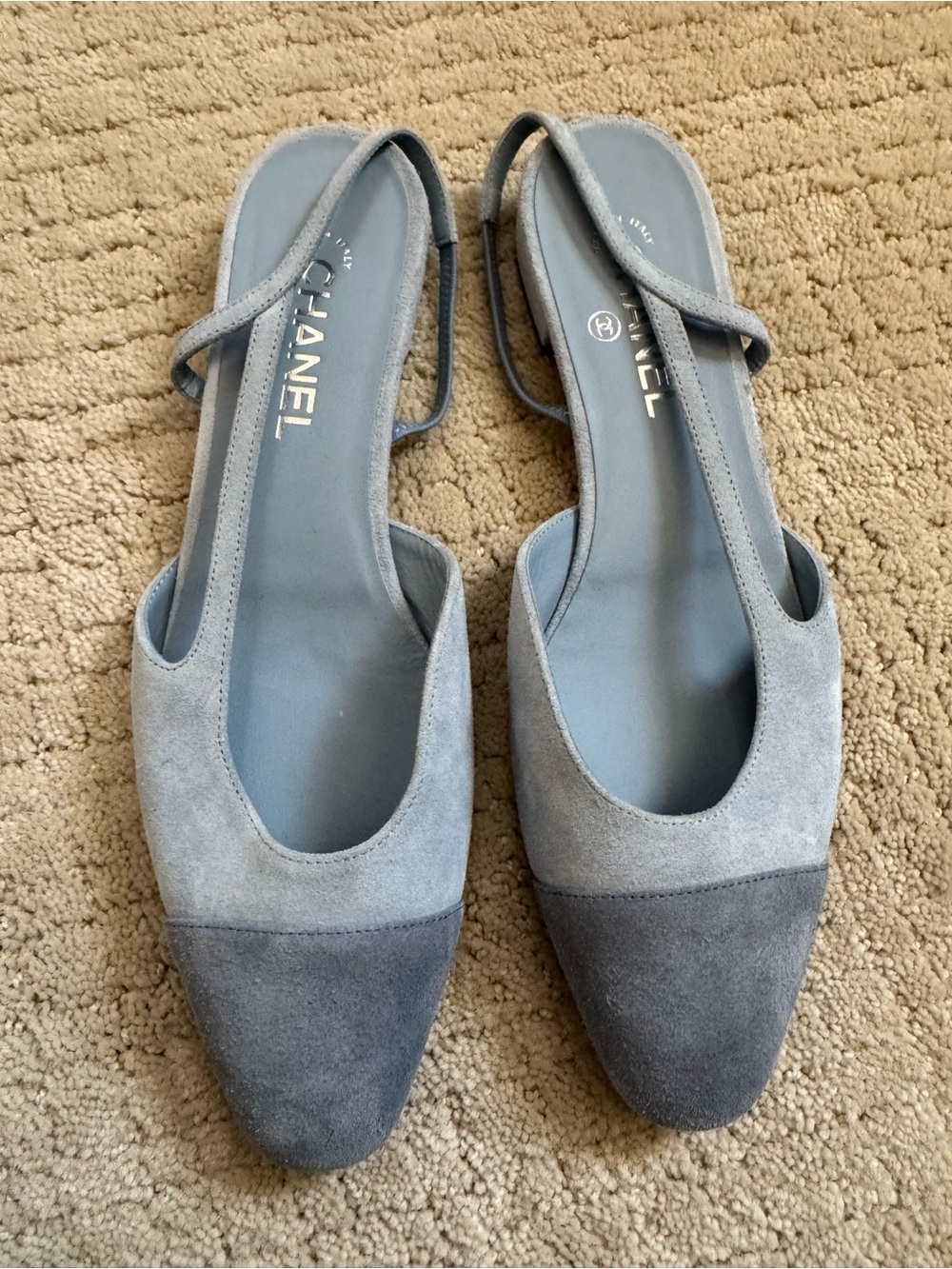 CHANEL Two-Tone Gray Suede Slingback Flats